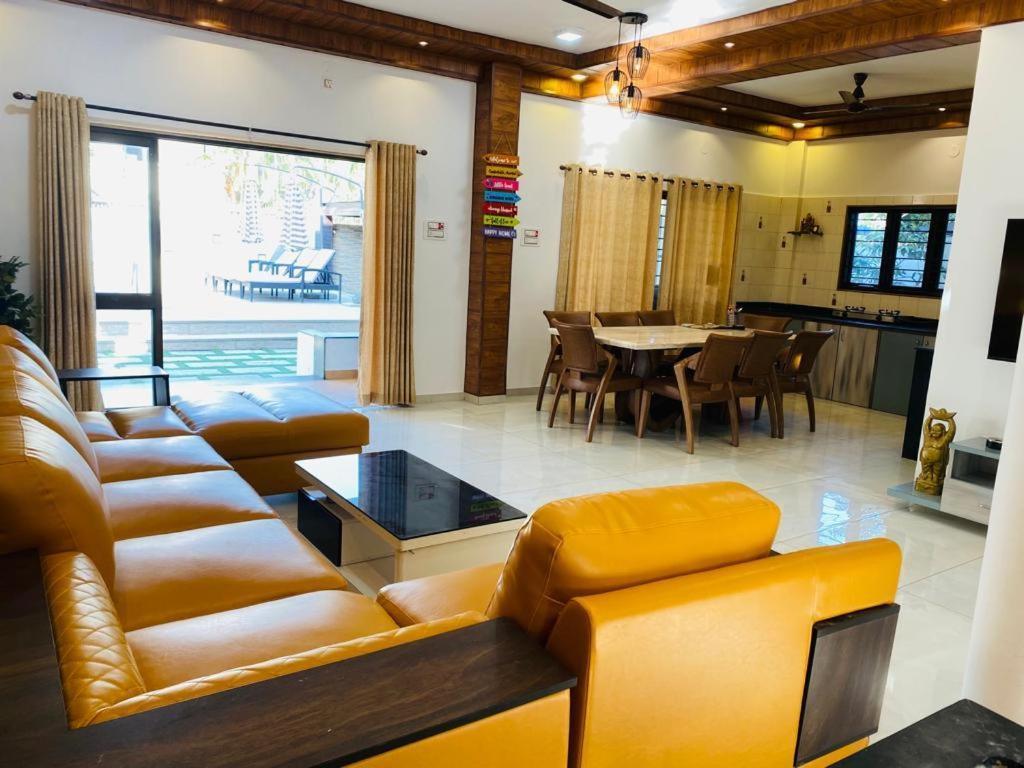 Aqua Villa Luxury Home Stay Lonavala Kültér fotó